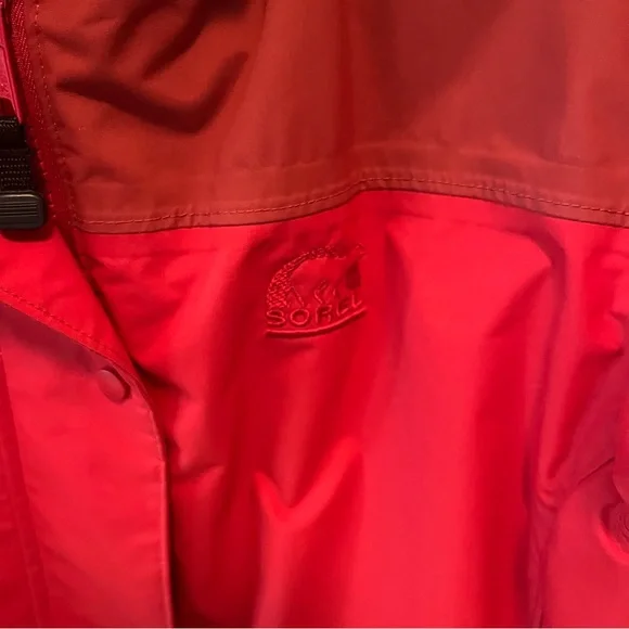 Sorel Two-Tone Waterproof Red Jacket. Women’s size medium. - Picture 2 of 6